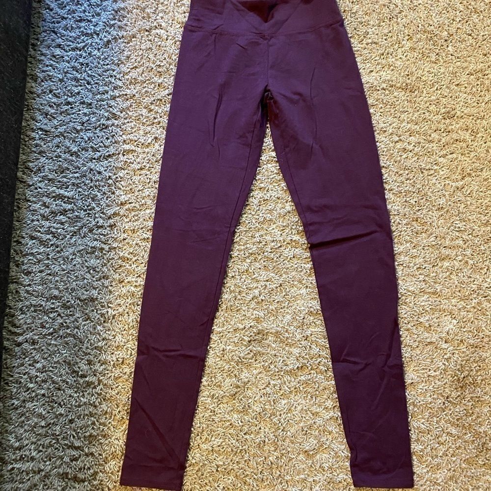 Aerie maroon leggings size S long